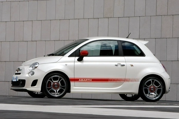 Imagine model: Abarth 500 (312) (2008 - 2016)