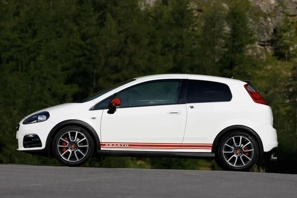 Imagine model: Abarth Grande Punto 1 (199) (2007 - 2010)