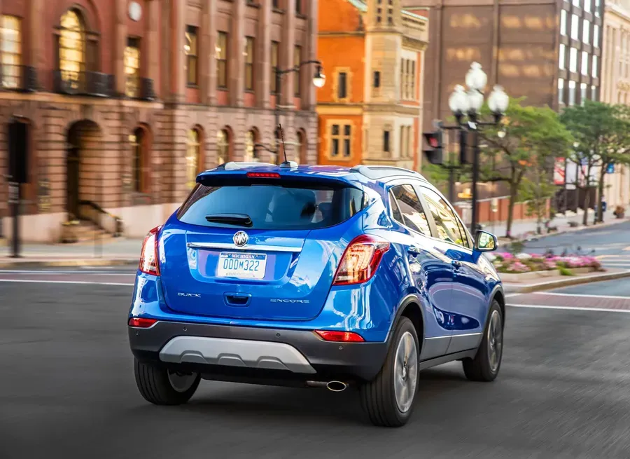 Imagine model: Buick Encore 1 facelift (2017 - 2019)