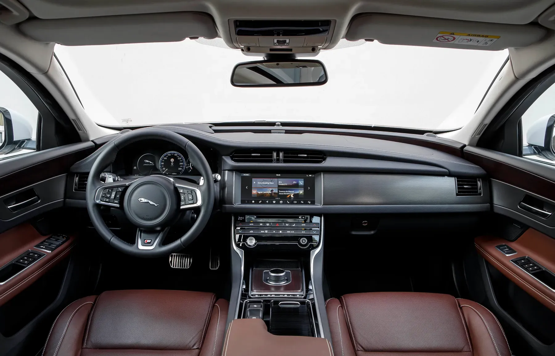 Imagine model: Jaguar XF 2 Sportbrake (X260) (2017 - 2020)