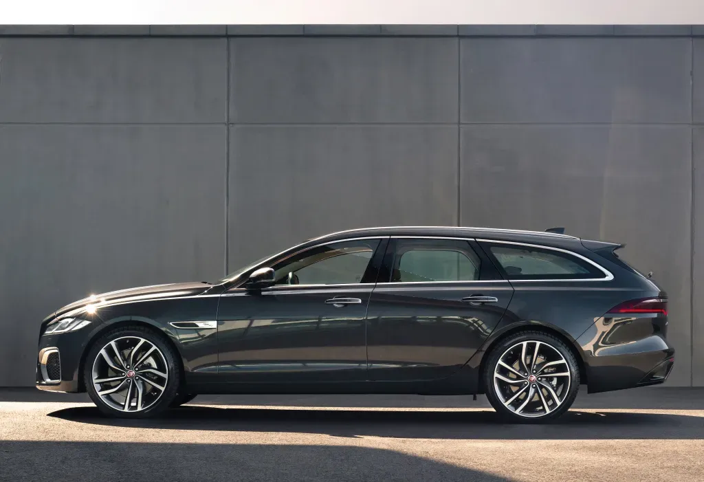 Imagine model: Jaguar XF 2 Sportbrake (X260) facelift (2020 - P)
