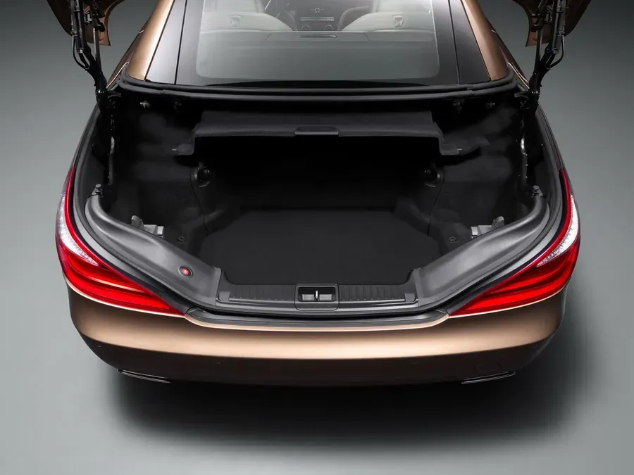 Imagine model: Mercedes-Benz SL 6 (R231) (2011 - 2016)