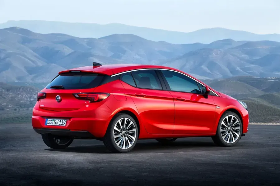 Imagine model: Opel Astra 5 (K) (B16) (2015 - 2019)