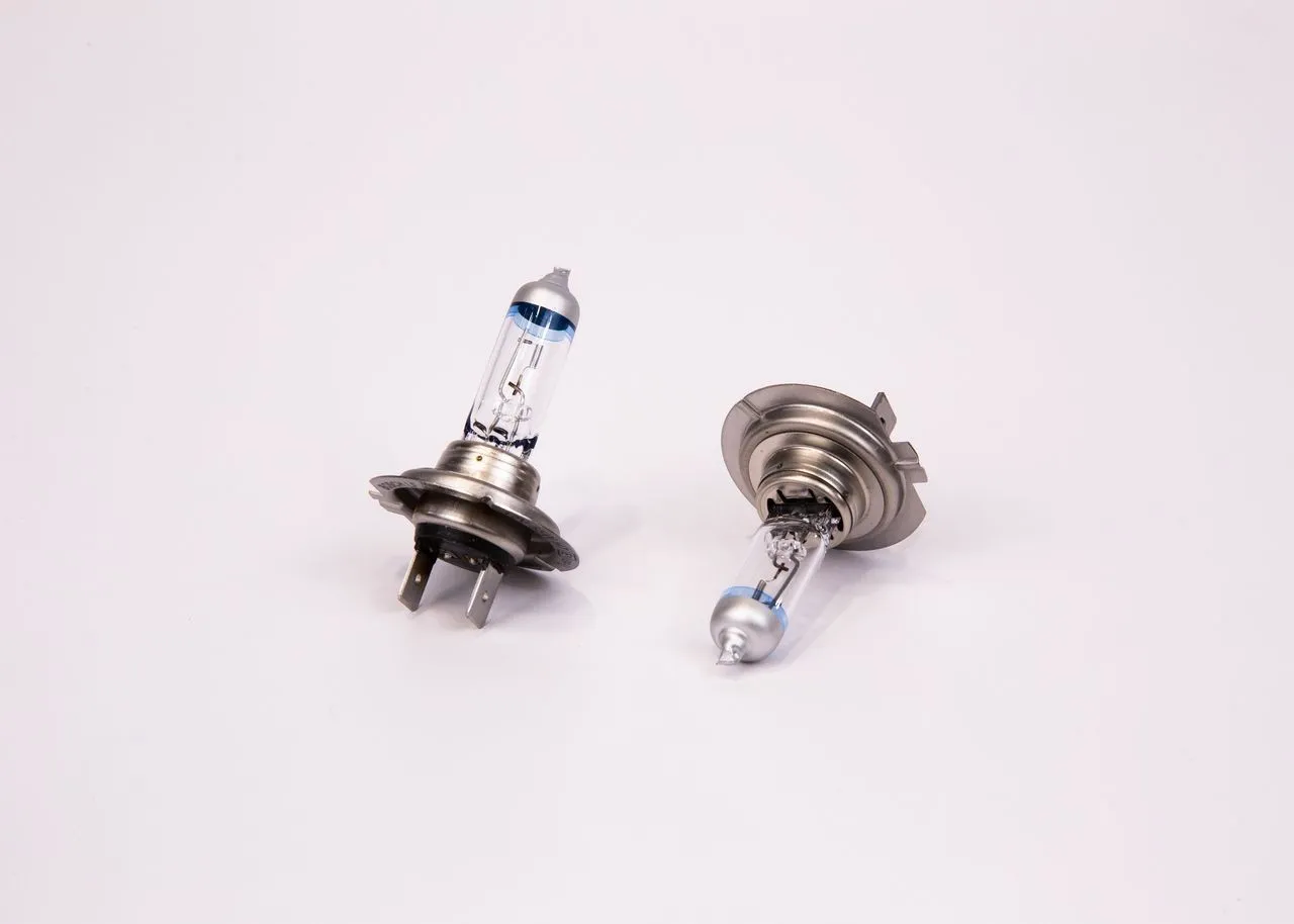 Imagine produs: Bec H7 12V 55W PX26d 4000K Halogen BOSCH (1 987 301 107)