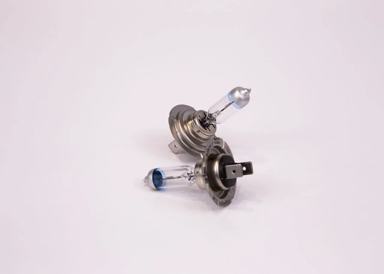 Imagine produs: Bec H7 12V 55W PX26d 4000K Halogen BOSCH (1 987 301 107)