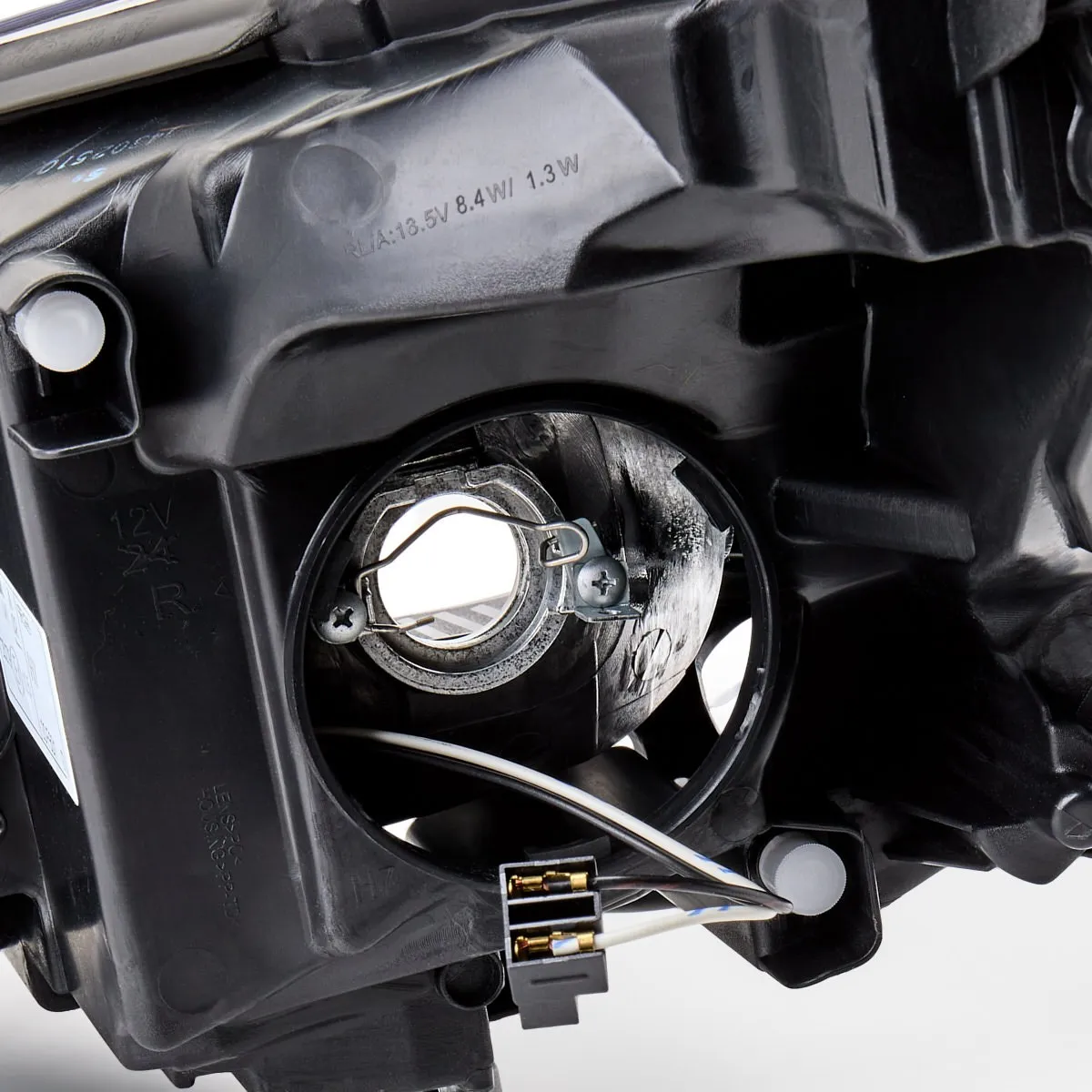 Imagine produs: Far dreapta potrivit pentru OPEL ASTRA J H7/H7 LED negru TYC (20-15601-06-2)